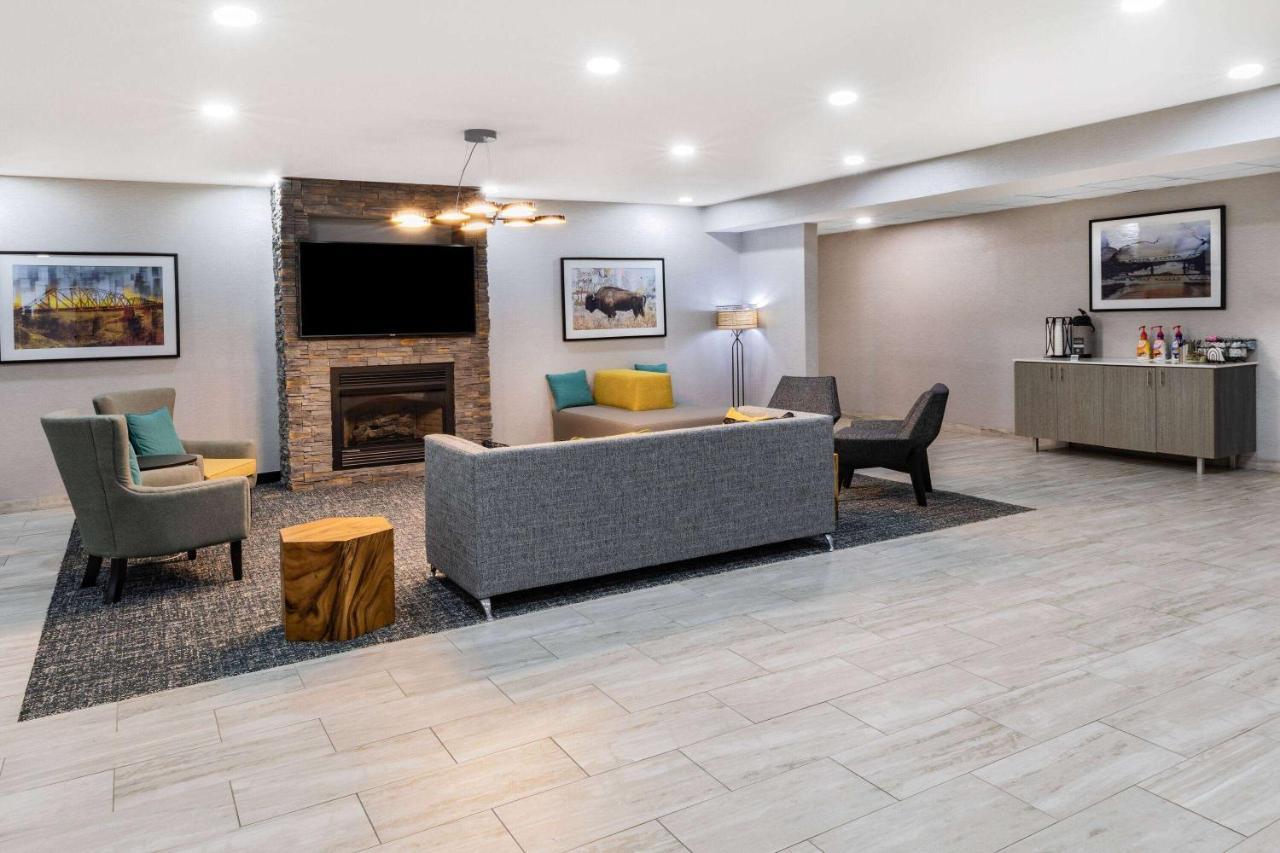 La Quinta Inn & Suites By Wyndham Ardmore Buitenkant foto