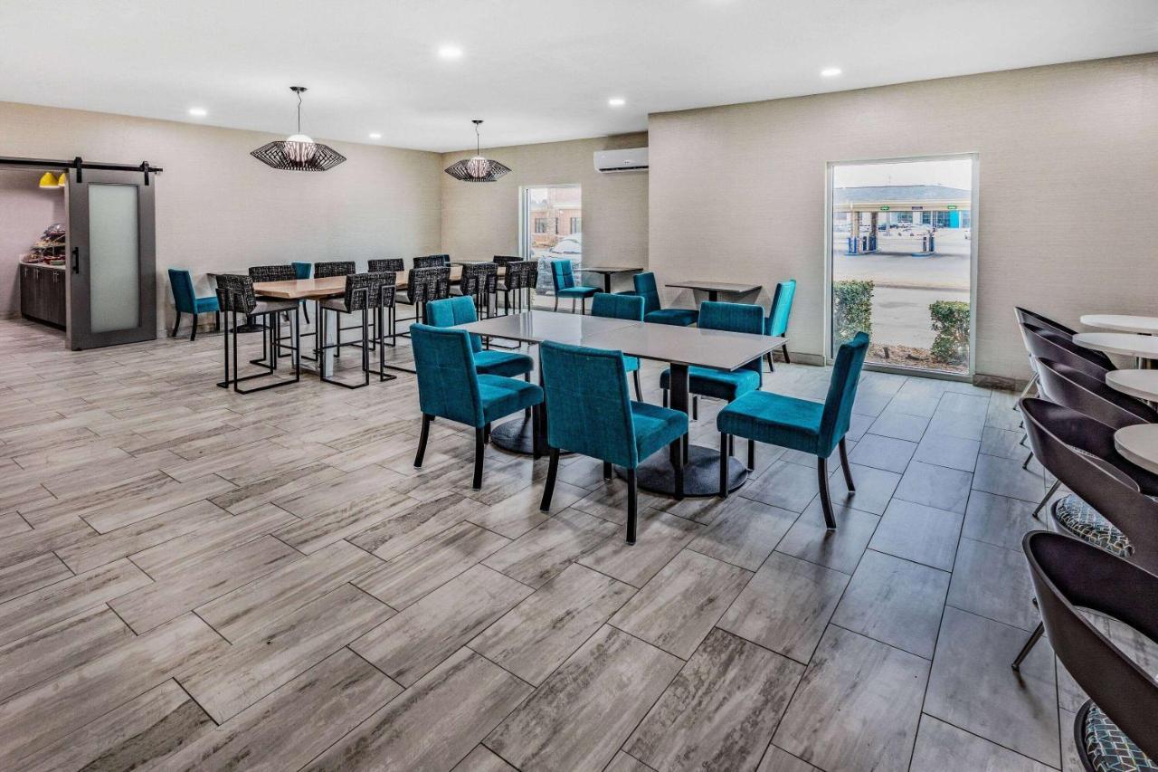 La Quinta Inn & Suites By Wyndham Ardmore Buitenkant foto
